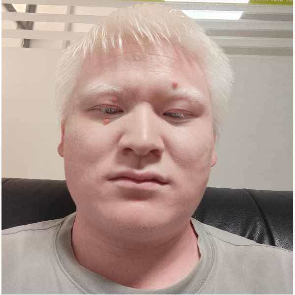 30岁岁安徽单身帅哥 - 邢台吉缘网