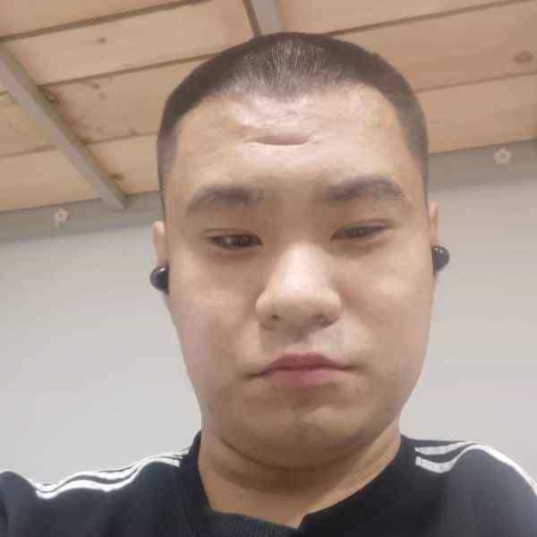 25岁岁山东单身帅哥 - 邢台吉缘网