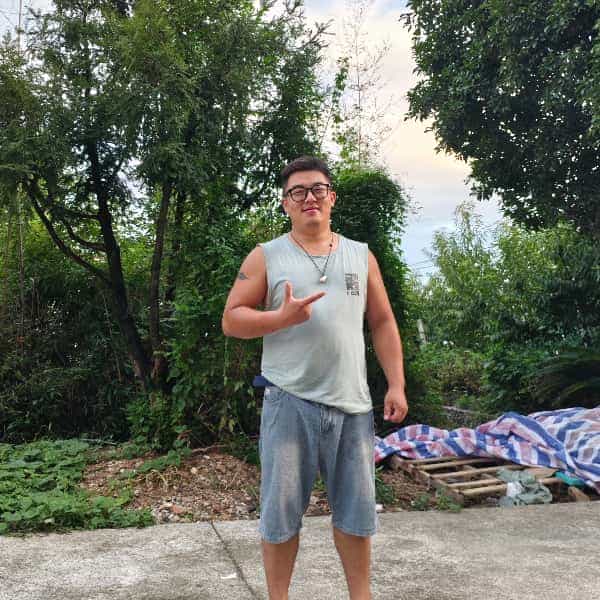 32岁岁浙江单身帅哥 - 邢台吉缘网